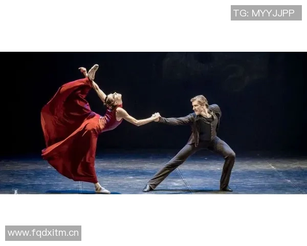 西安街舞队心理素质深度对比及其对舞蹈表现的影响分析 西安街舞队心理素质深度对比及其对舞蹈表现的影响分析