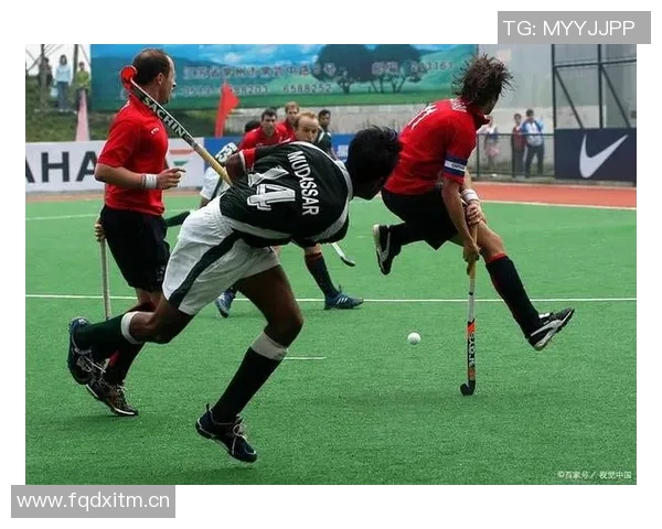 球类运动的魅力与发展趋势探索：从传统到现代的竞技演变与文化影响